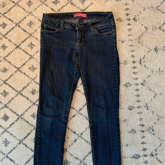 Blue jeans - Picture 2 of 3